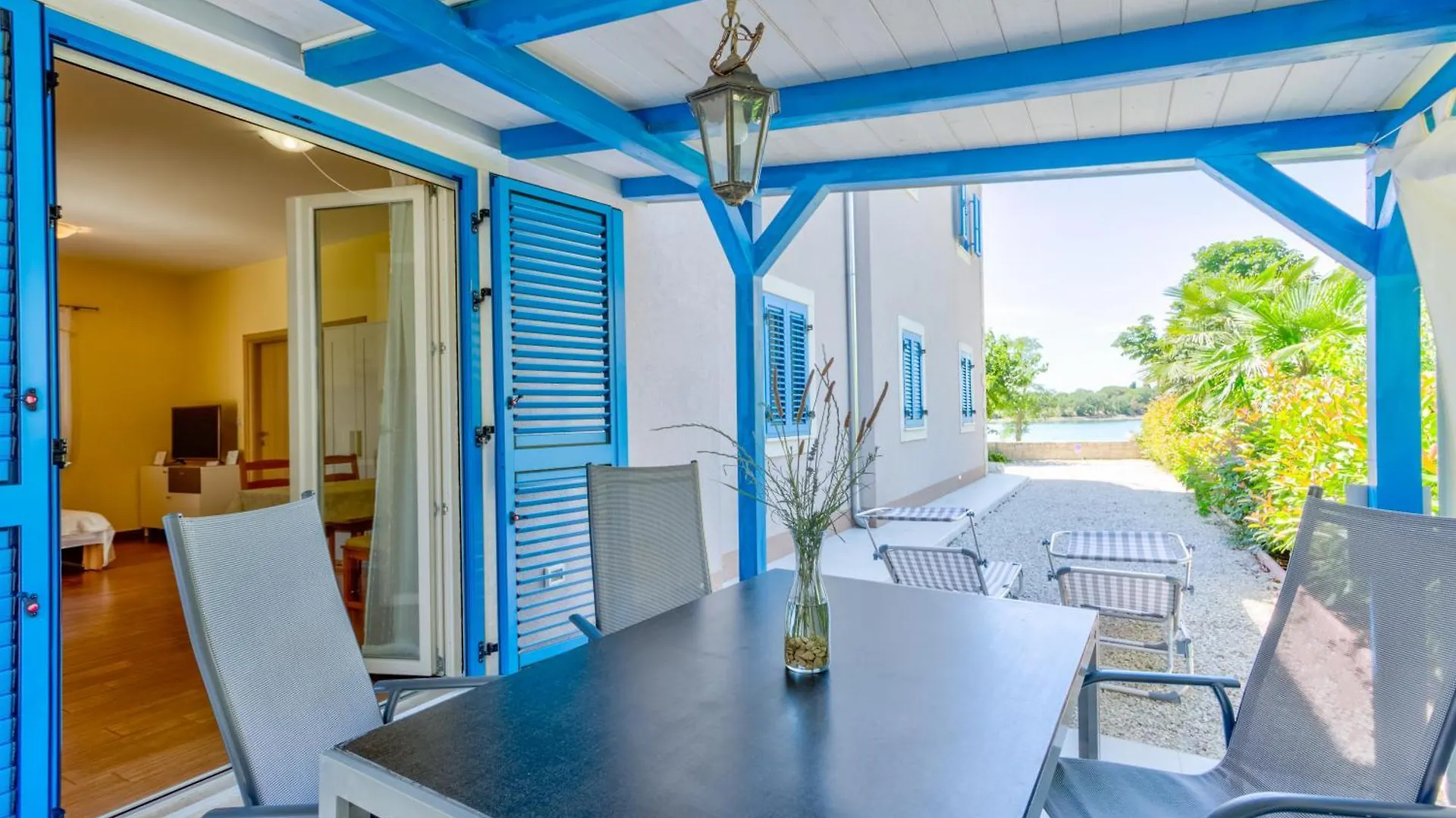 Villa Moletto Apartments With Sea View Lovrečica