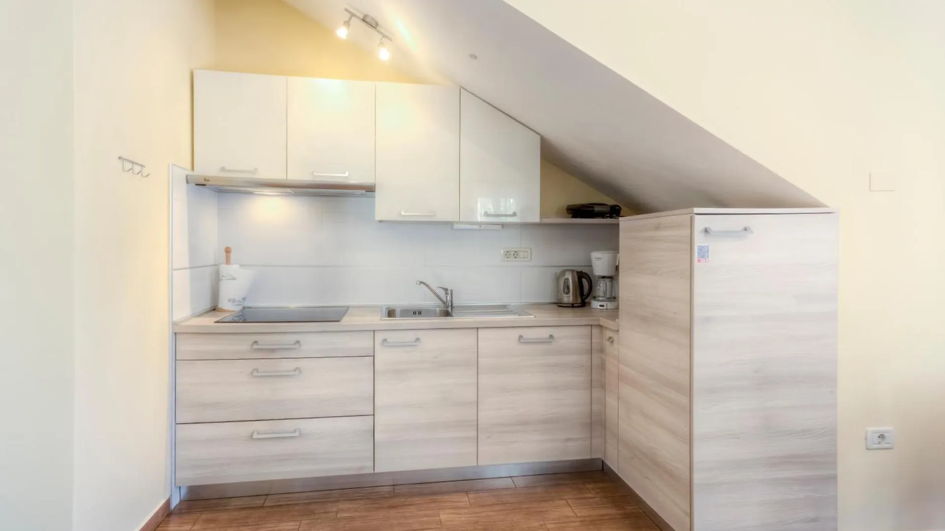 Villa Moletto Apartments With Sea View Ловречица