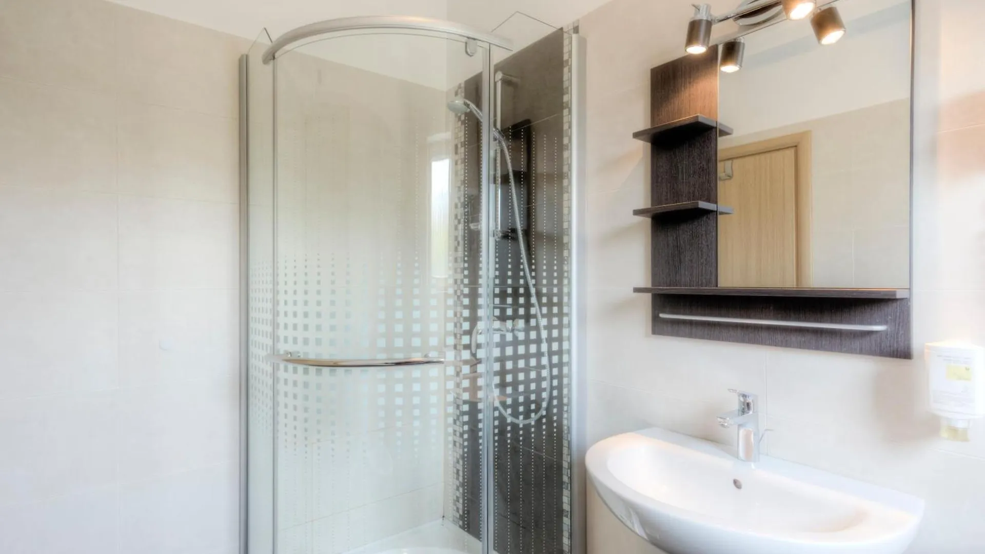 Villa Moletto Apartments With Sea View Ловречица Хорватия