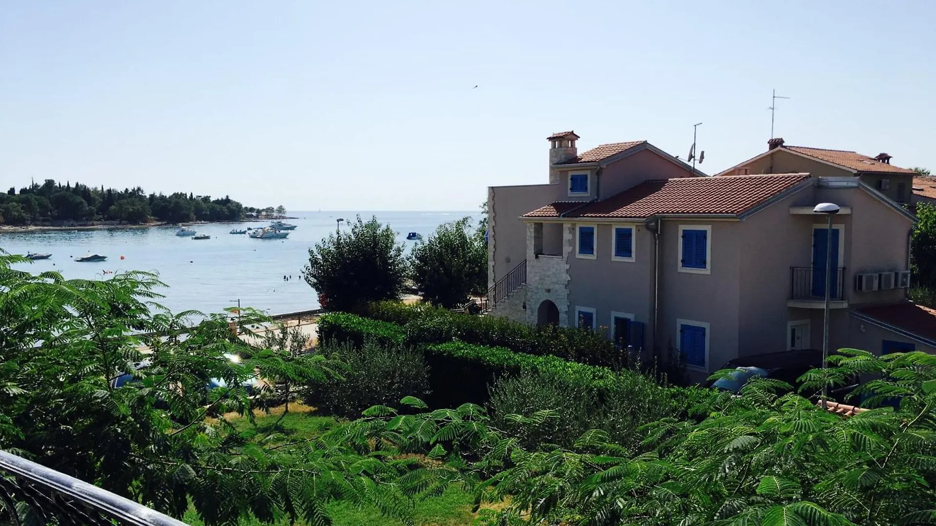 Villa Moletto Apartments With Sea View Lovrečica